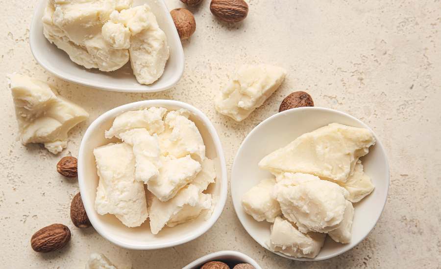 le beurre de karité est un ingrédient de choix à incorporer dans vos cosmétiques faites maison